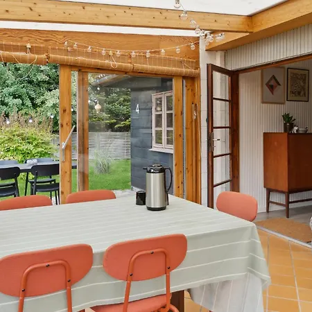 Dom wakacyjny 3 Bedroom Stunning In Vaeggerlose Bøtø By
