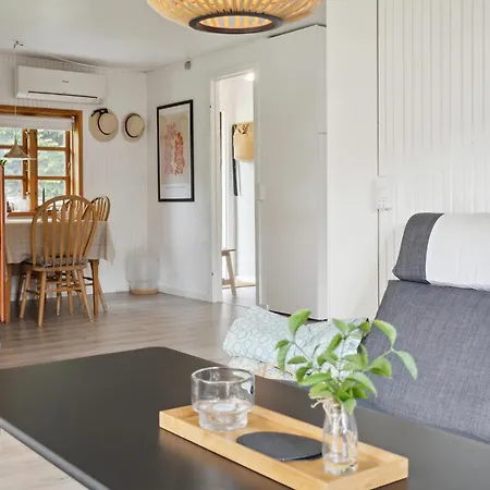 3 Bedroom Stunning In Vaeggerlose Bøtø By